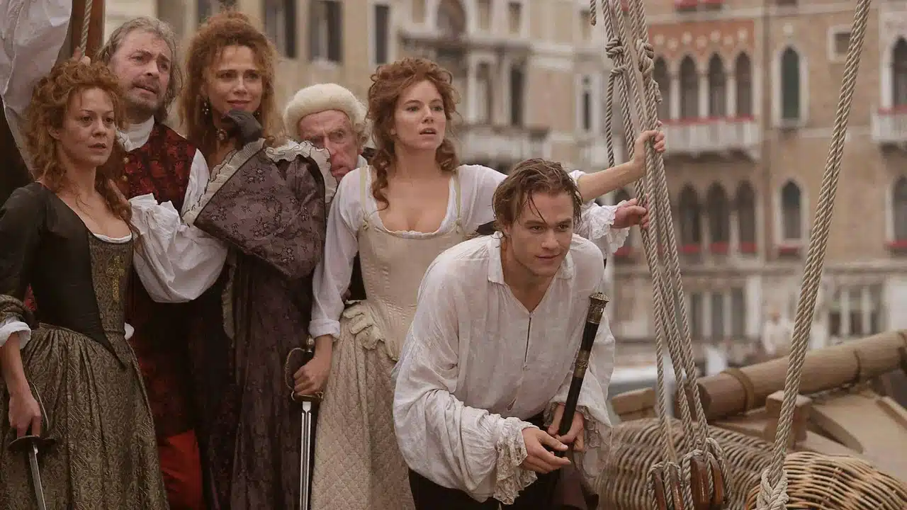 Heath Ledger as Casanova with companions on a boat in Venice in Casanova (2005)